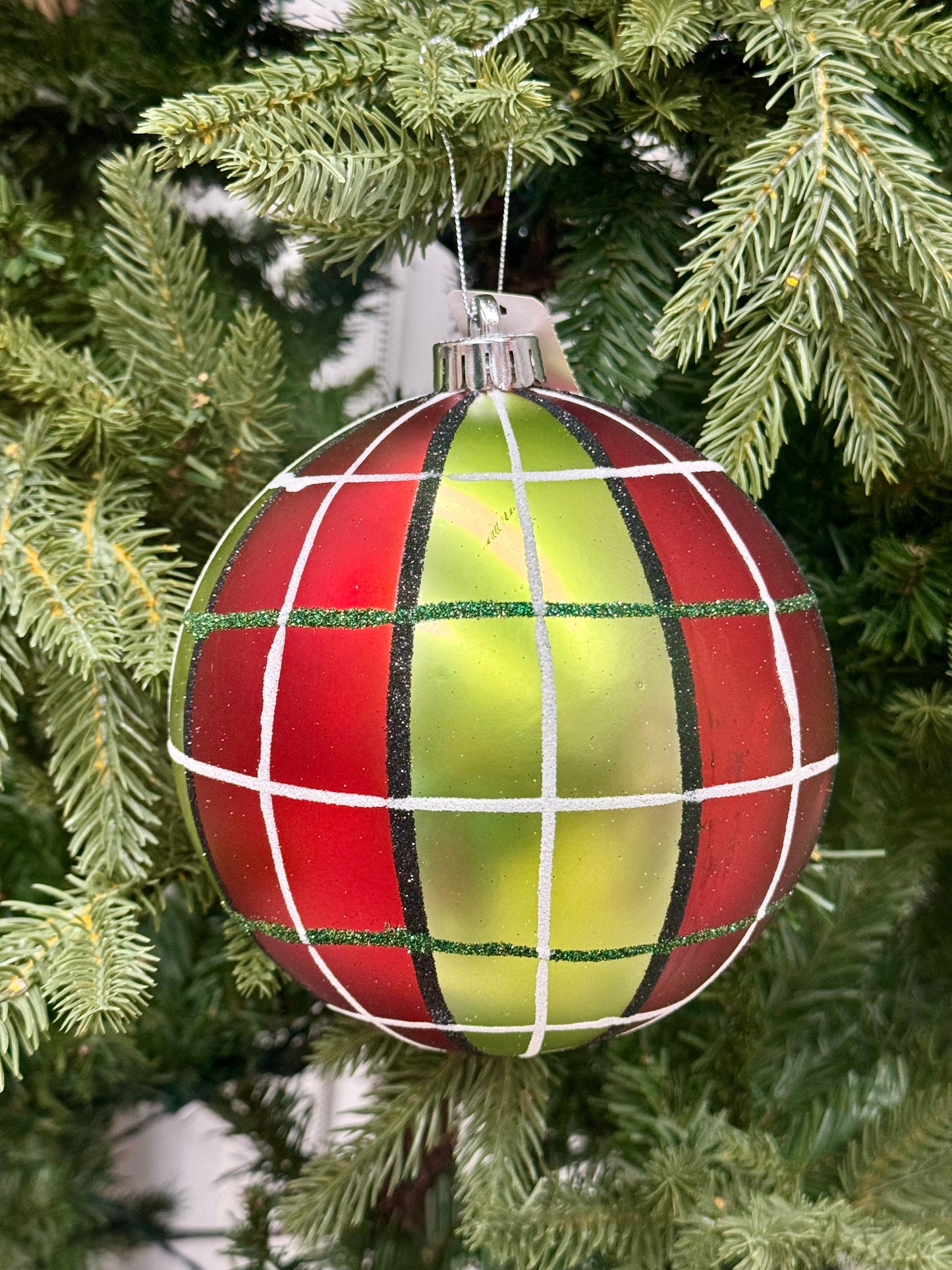 6 Inch Traditional Plaid Ornament Ball