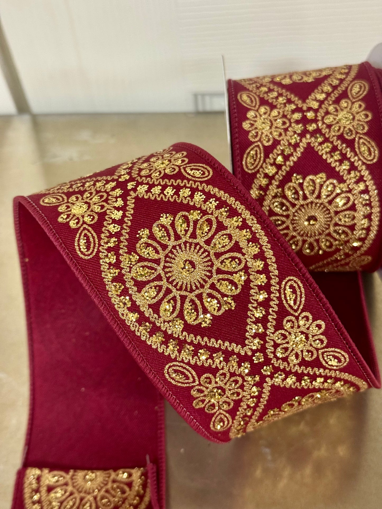 2.5 Inch By 10 Yard Wine And Gold Deluxe Wavy Floral Ribbon