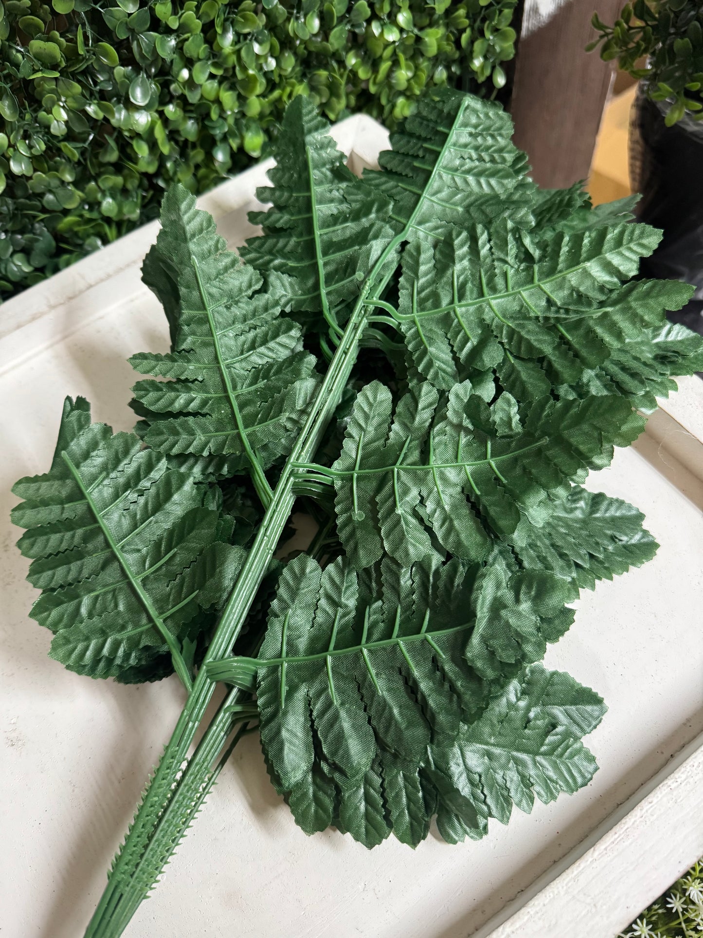 16.5 Inch Dark Green Leather Leaf Bundle