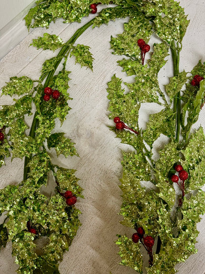 5 Foot Red And Lime Holly Berry Garland