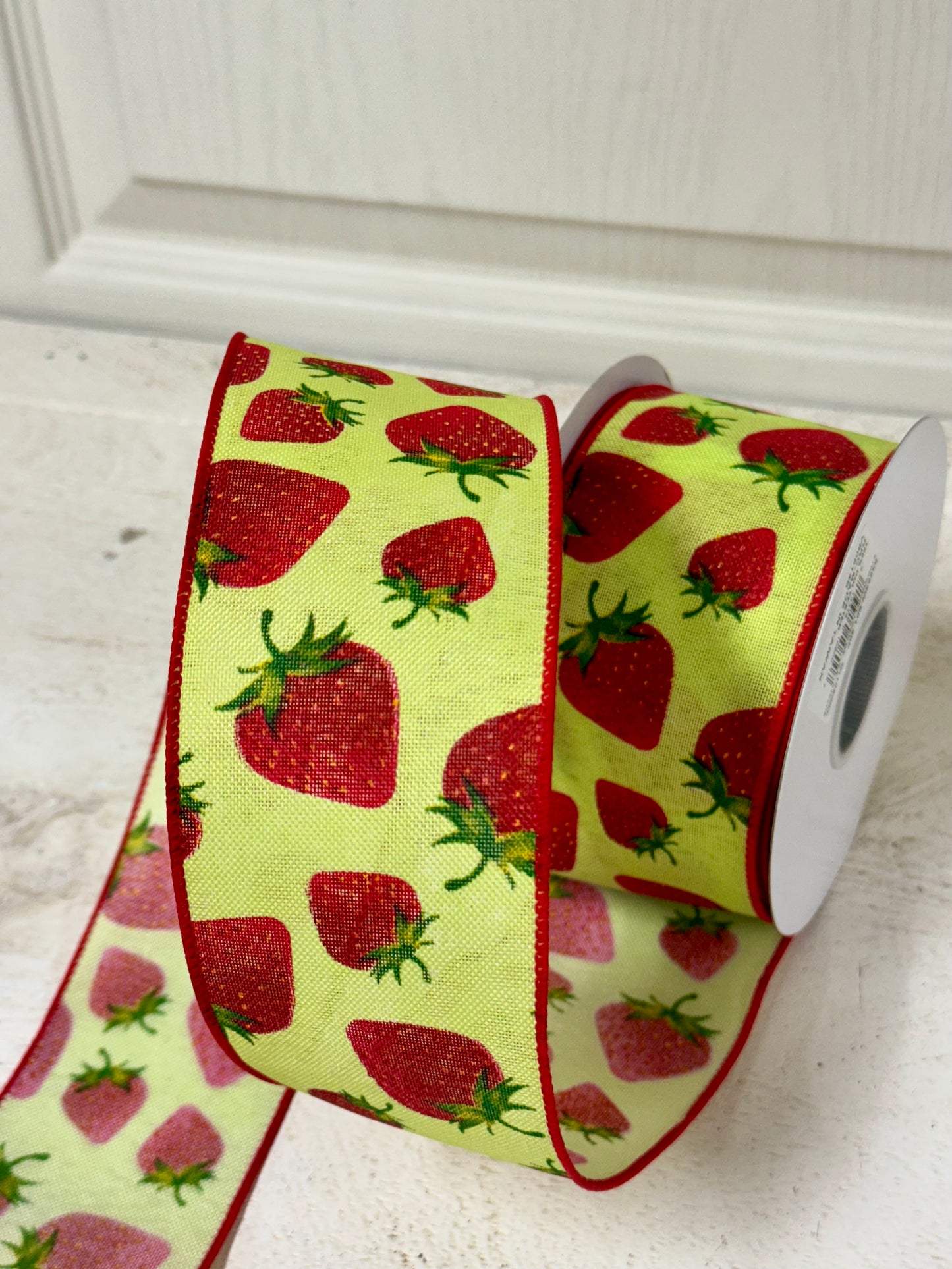 2.5 Inch By 10 Yard Red And Lime Strawberry Ribbon