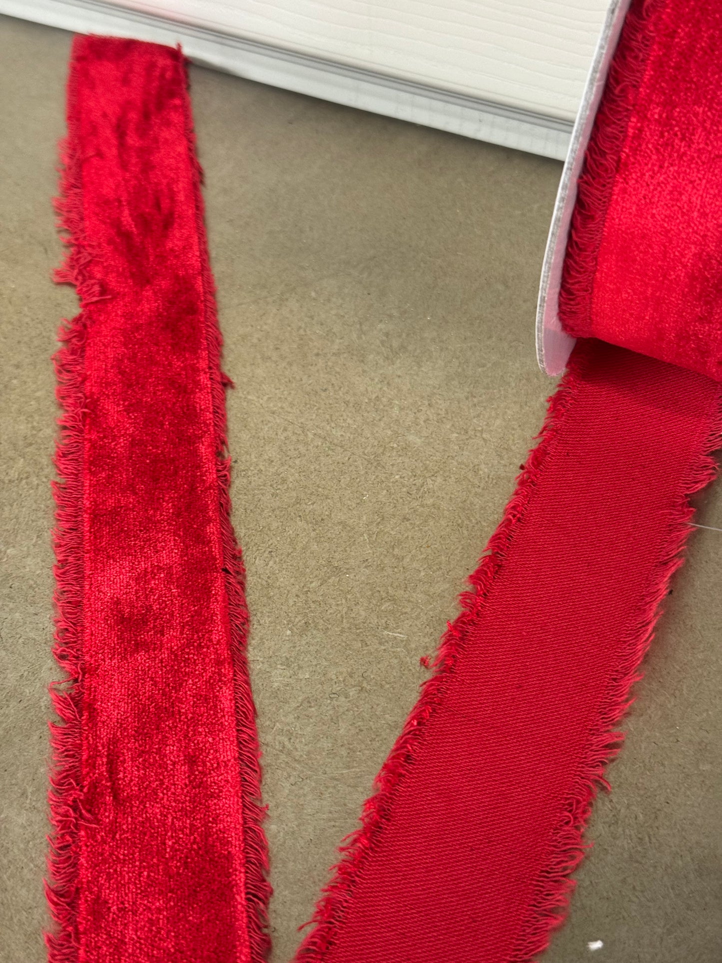 1.5 Inch By 10 Yard Red Frayed Edge Velvet Ribbon
