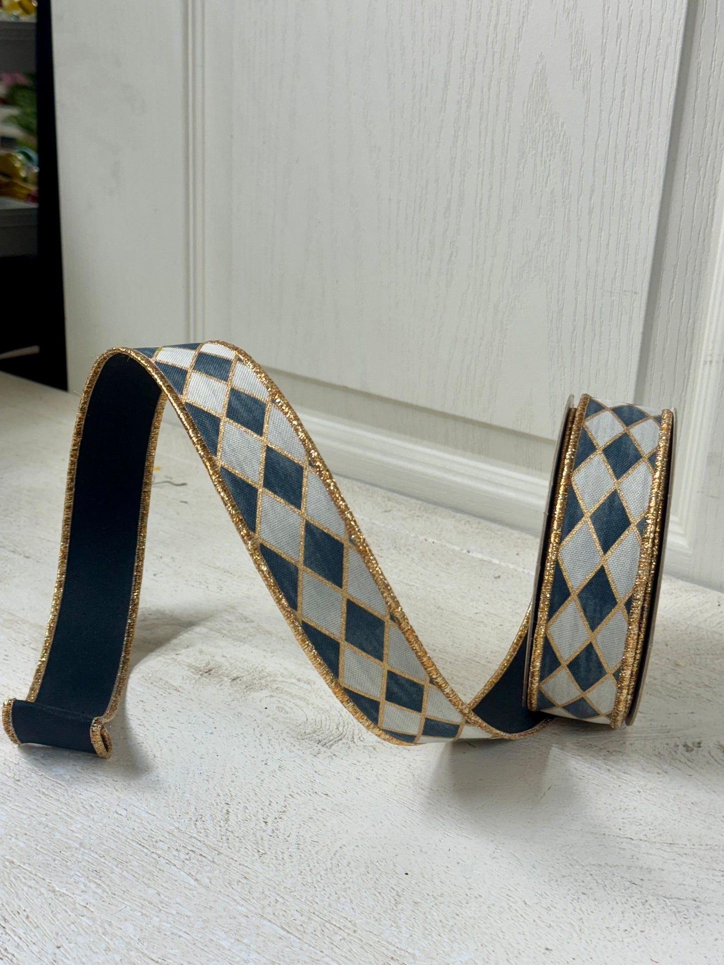 1.5 Inch By 10 Yard Black Gold And Cream Antique Harlequin Fused Ribbon
