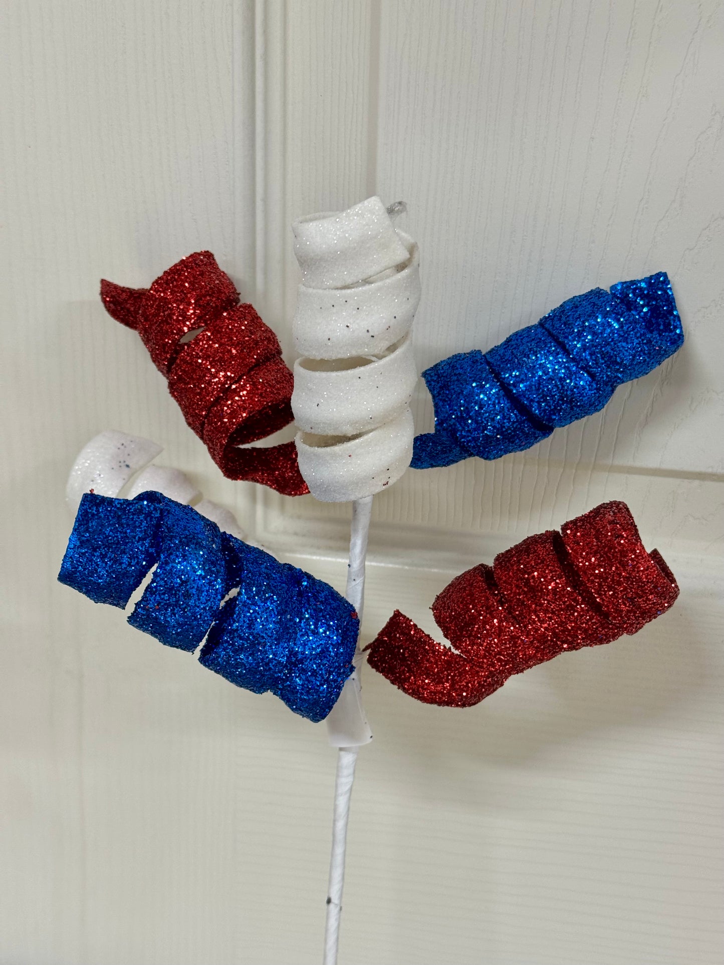 14 Inch Red White Blue Glitter Curl Pick