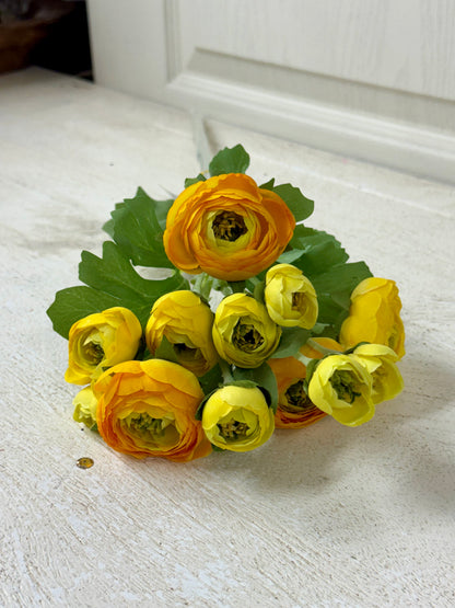 21.5 Inch Yellow Ranunculus Spray