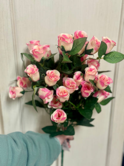 19 Inch Pink Rose Bud Bush