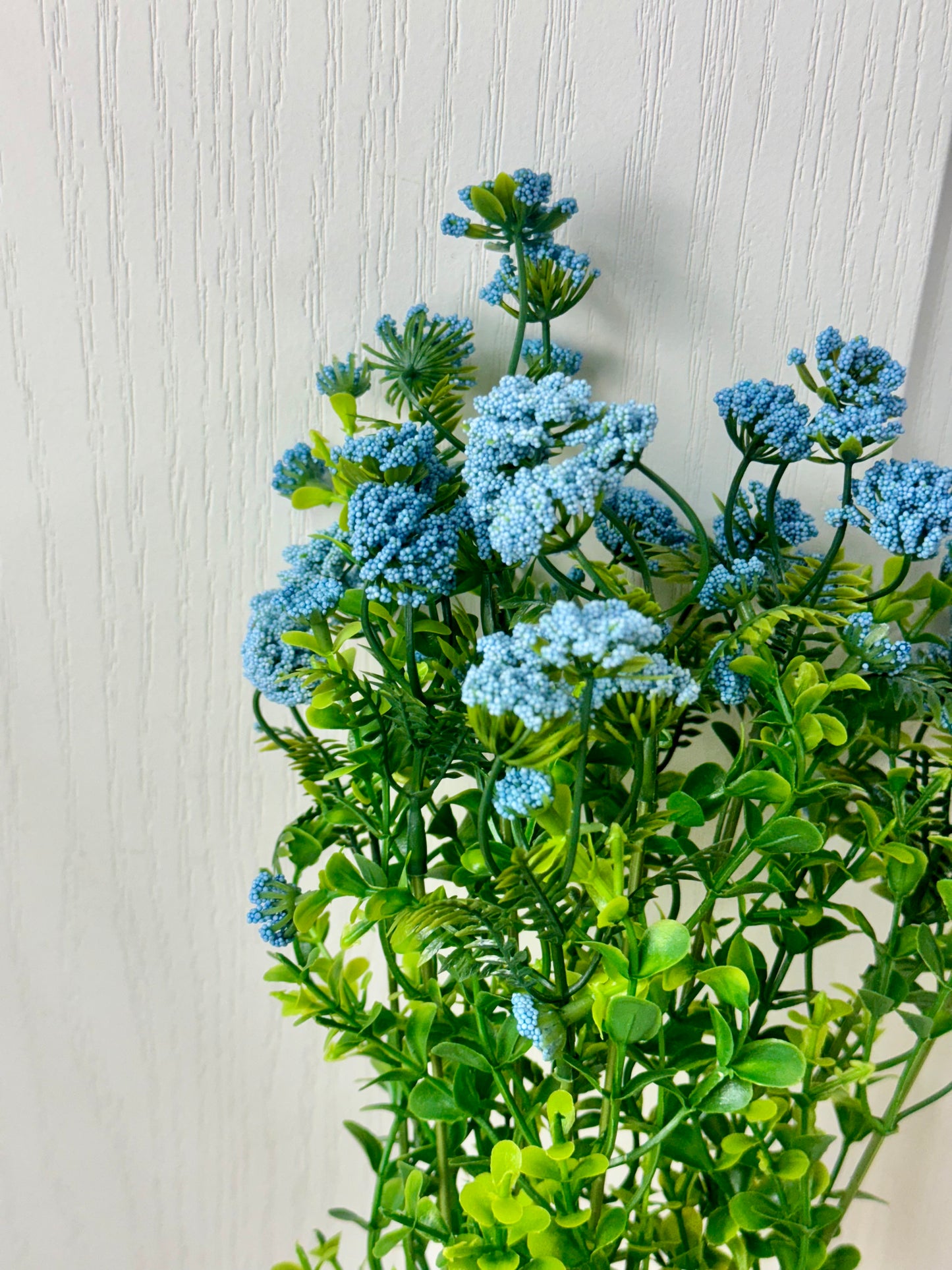 19 Inch Blue Queen Ann Lace Floral Bush