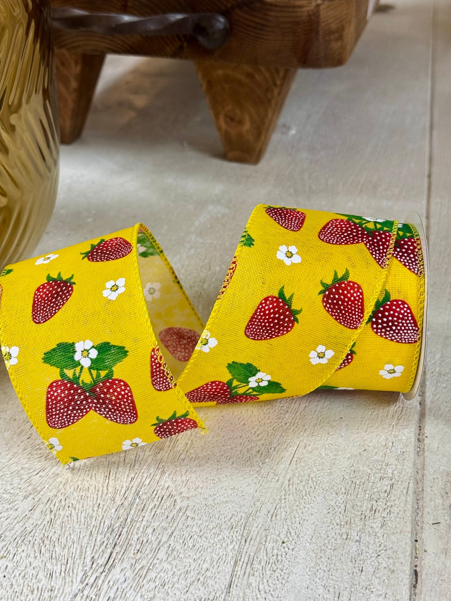 2.5 Inch By 10 Yard Yellow Strawberry Blossom Ribbon