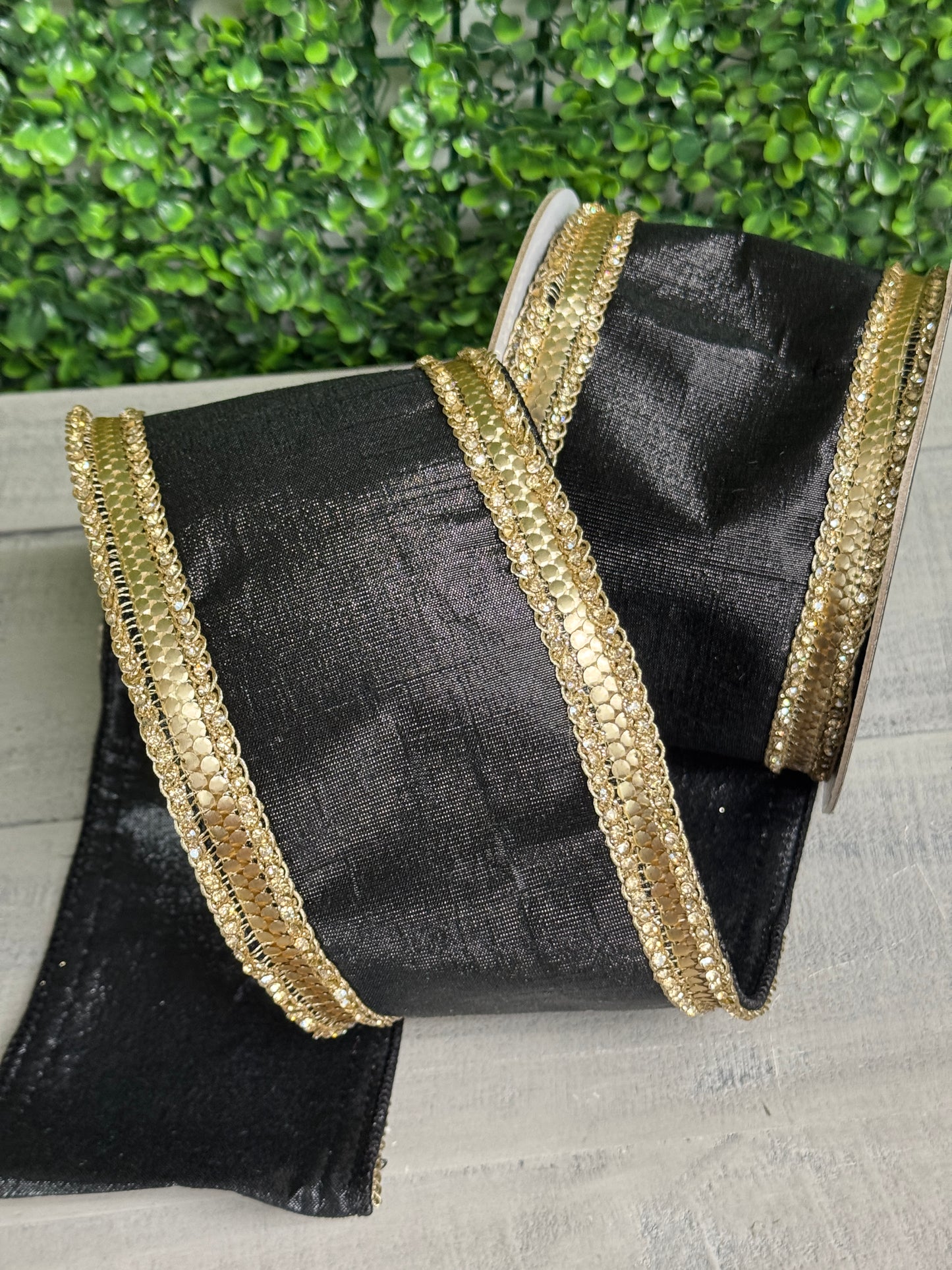 Farrisilk 4 Inch By 5 Yard Black Diamond Riveria Ribbon