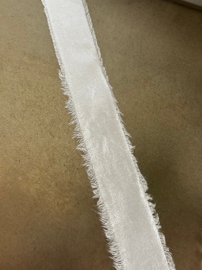 1.5 Inch By 10 Yard Ivory Velvet Frayed Edge Ribbon