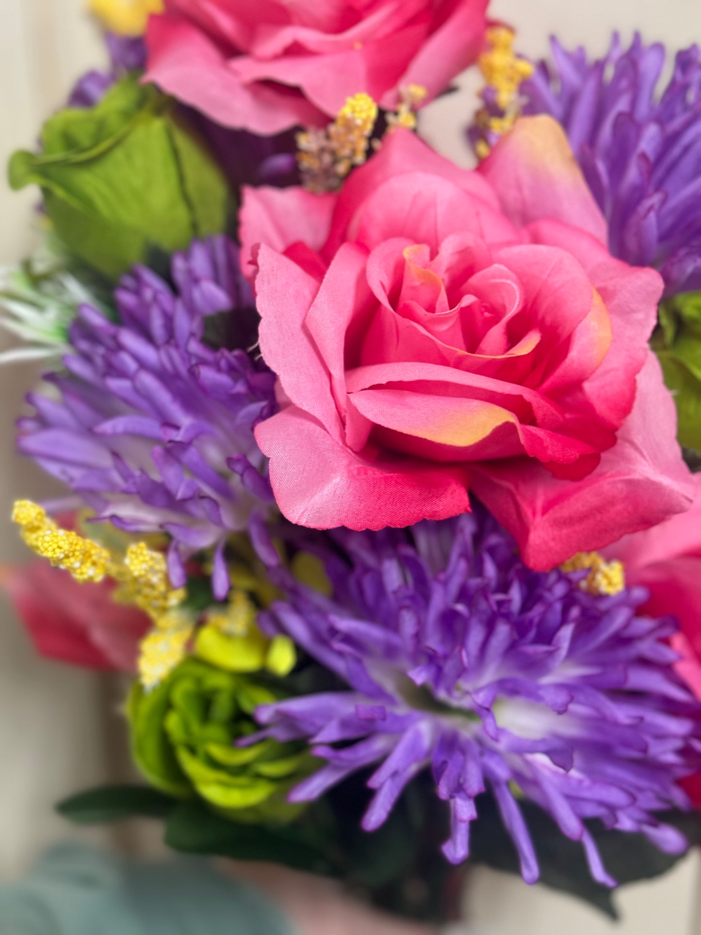 24 Inch Rosebud Rose And Mum Mixed Bush Pink Green Lavender