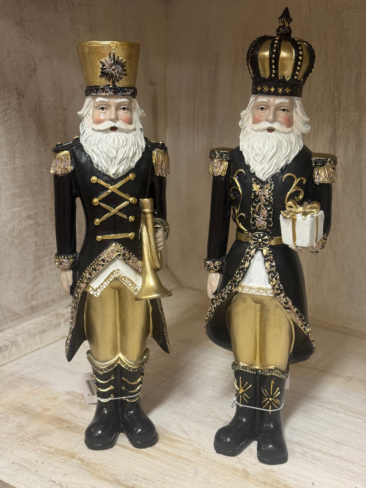 10 Inch Black And Gold Santa Soldiers With Horn And Package Two Styles