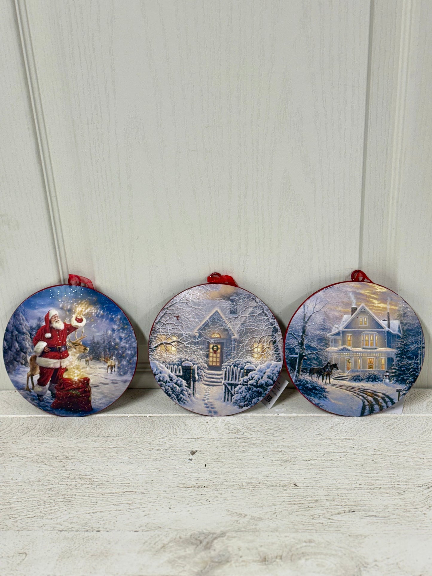 6.1 Inch Vintage Metal Holiday Round Ornaments Three Styles