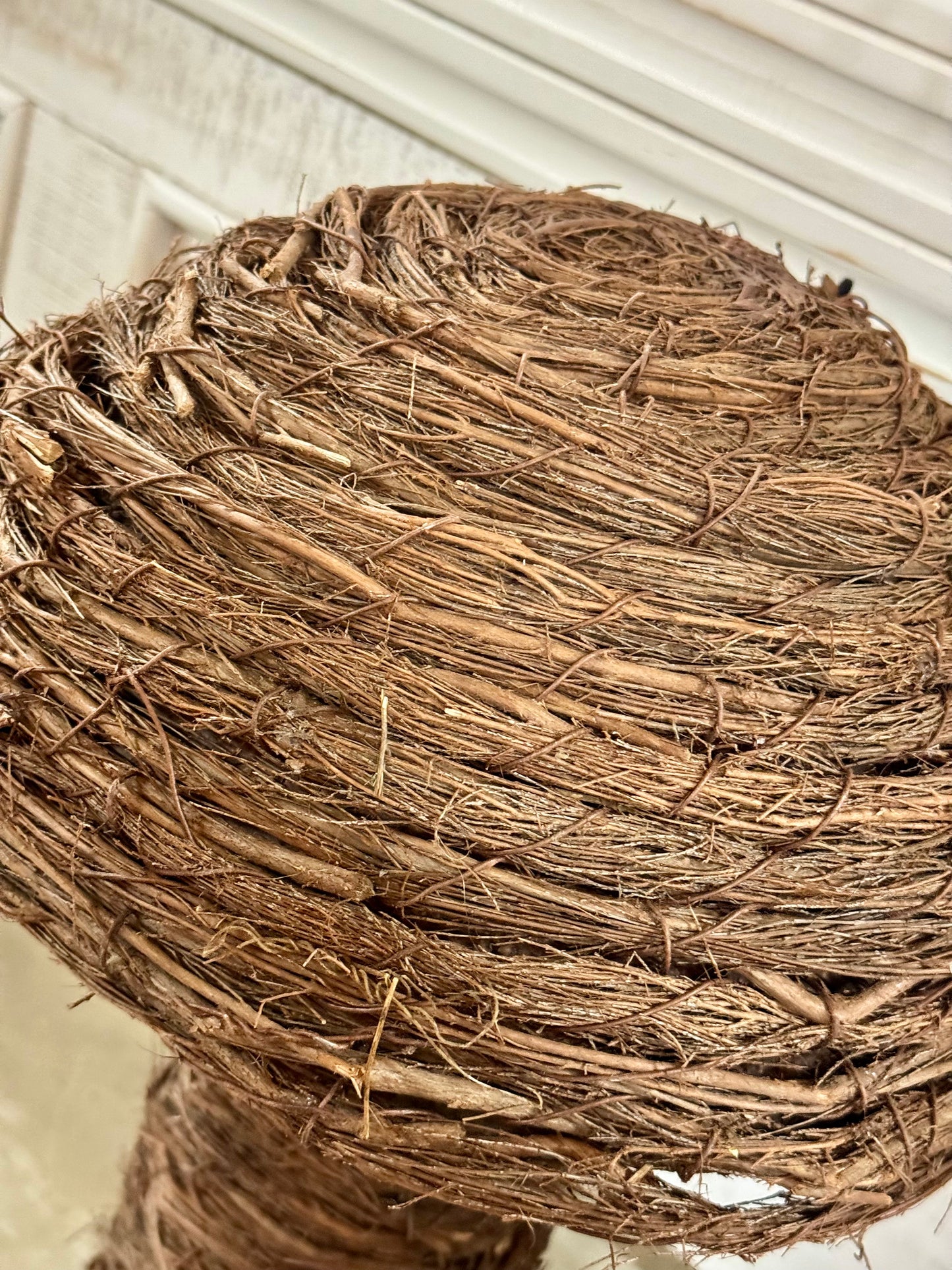 16 Inch Brown Grapevine Twig Mushroom