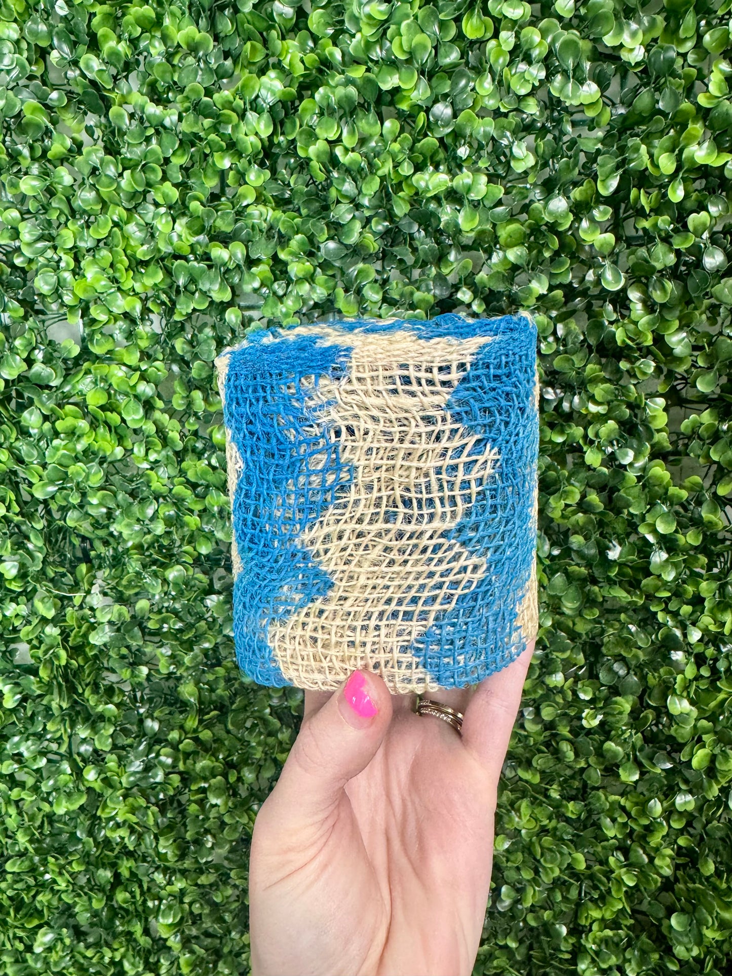 4 Inch By 5 Yards Designer Chevron Jute Natural with Blue Pattern Ribbon