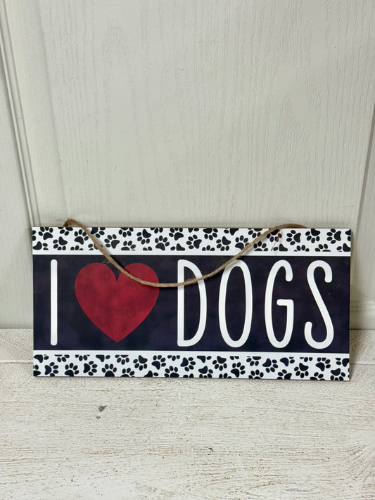 12.5 Inch I Heart Dogs Black And Red Wooden Sign