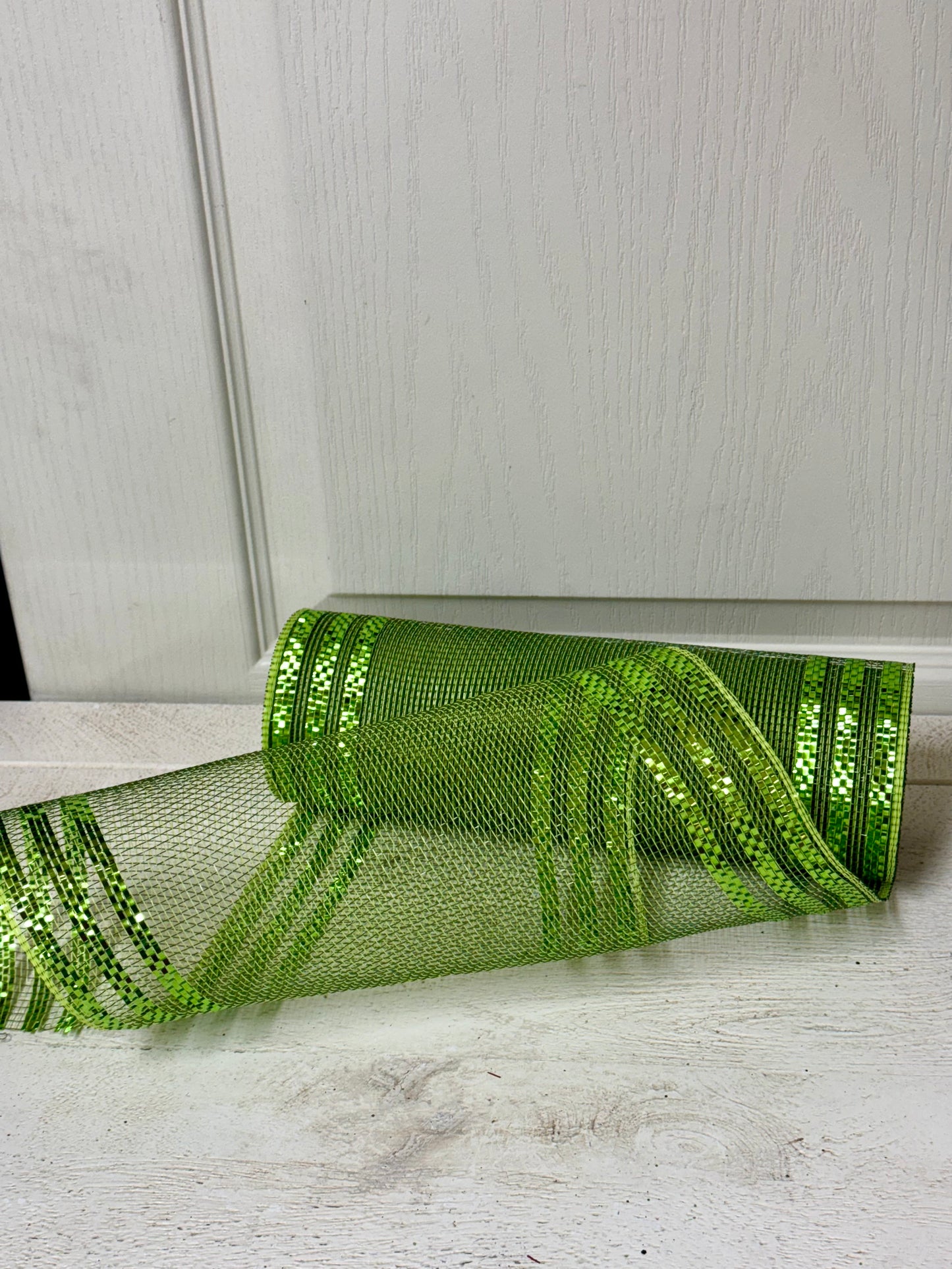 10 Inch By 10 Yard Apple And Moss Green Border Stripe Metallic Mesh