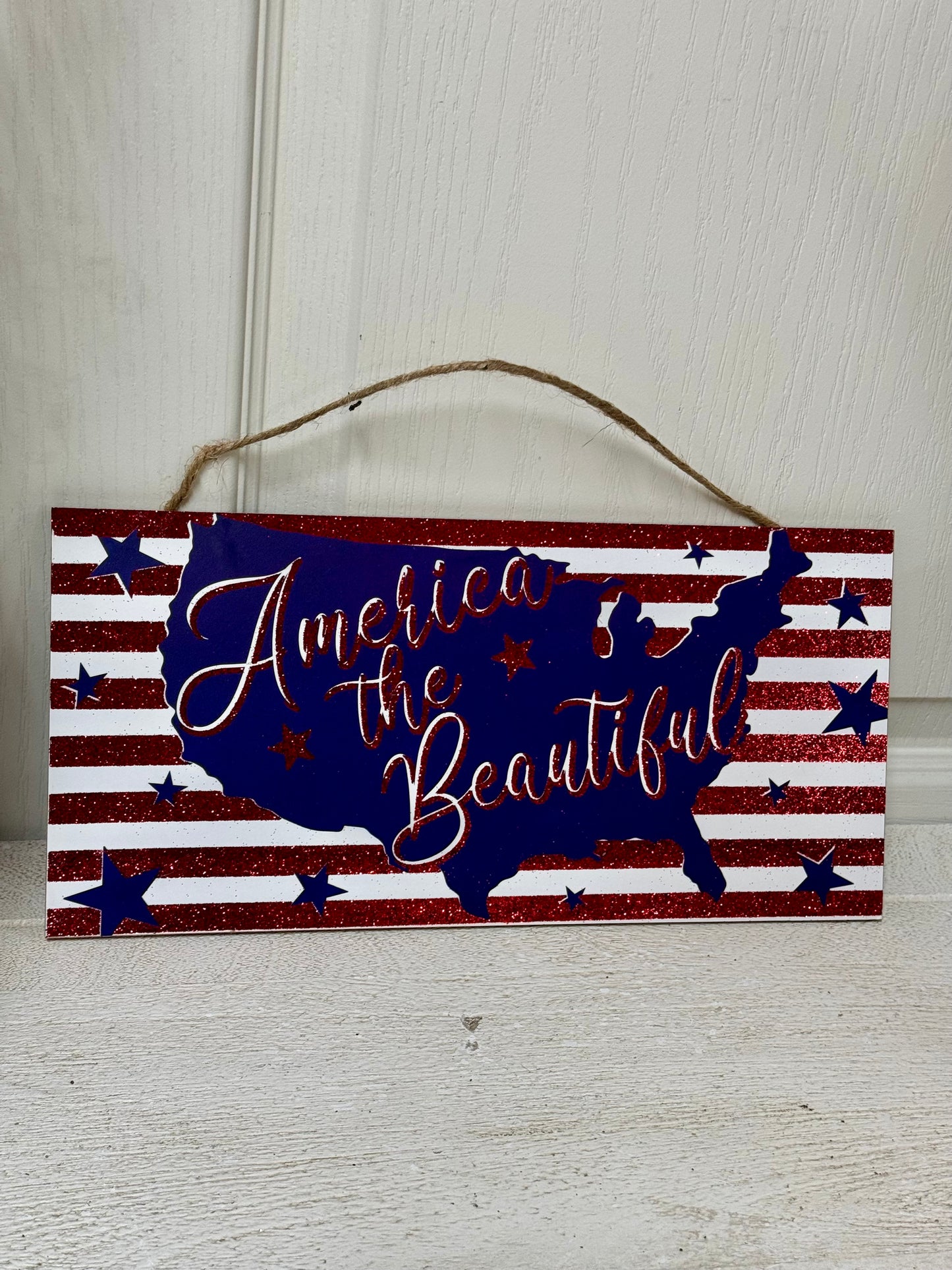 12.5 Inch America The Beautiful Wreath Sign