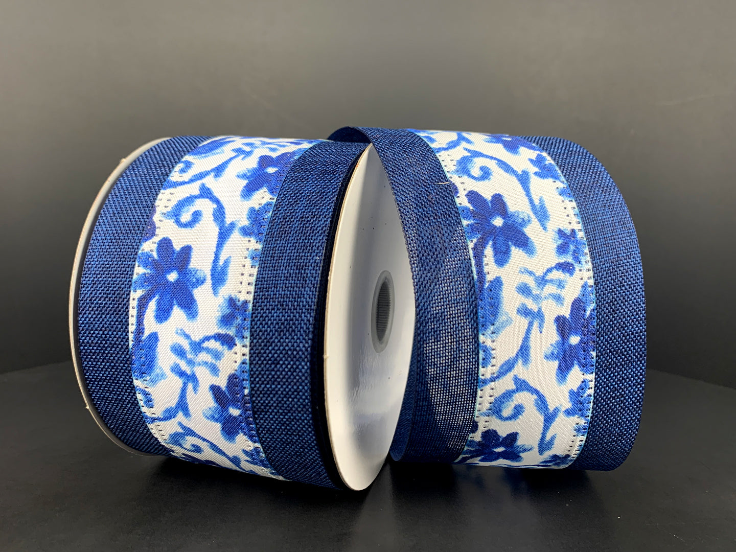 2.5 Inch By 10 Yard Watercolor With Navy Sides Ribbon