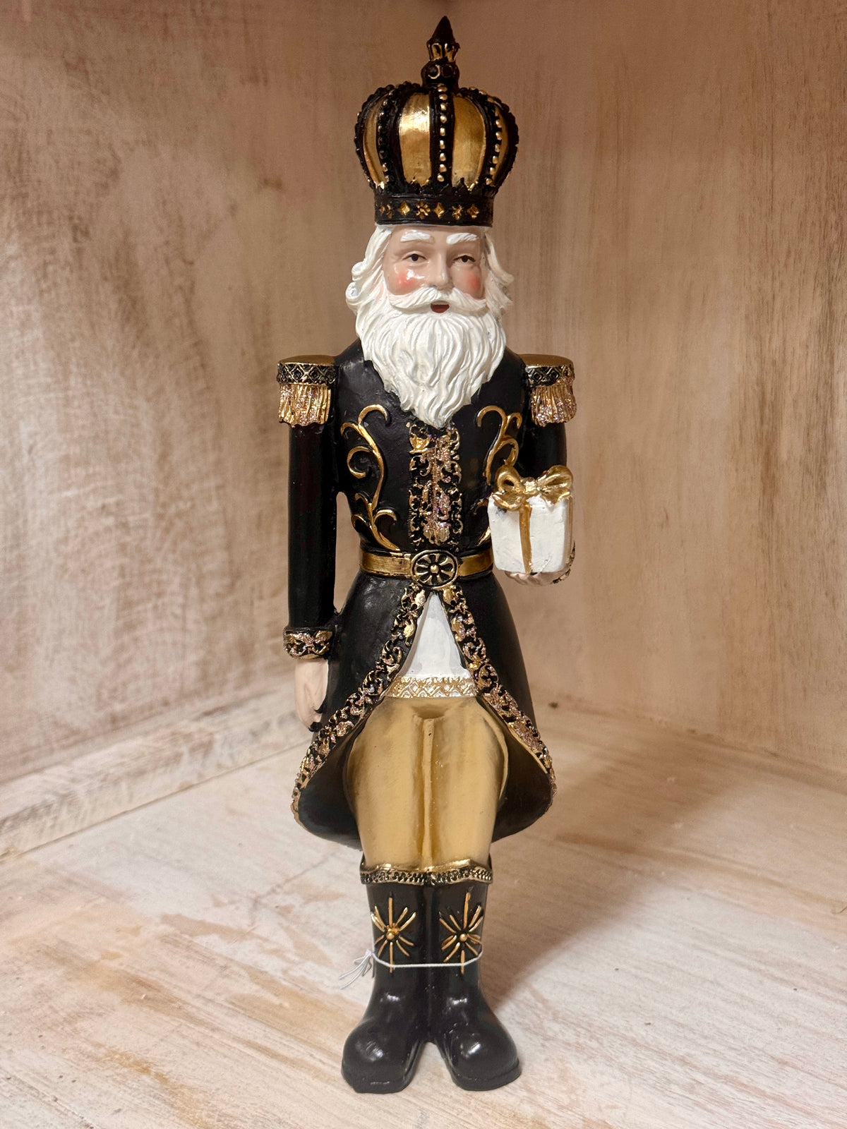 10 Inch Black And Gold Santa Soldiers With Horn And Package Two Styles