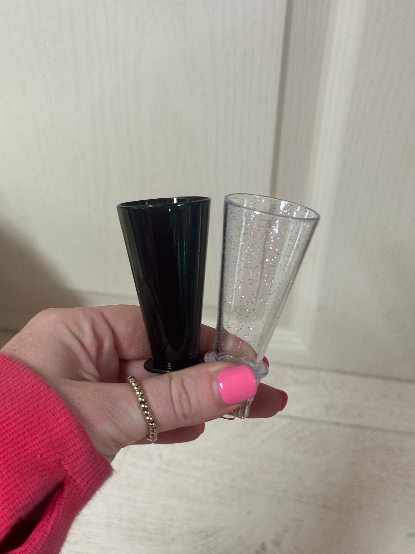 Champagne Sippers Glitter And Black Two Pack