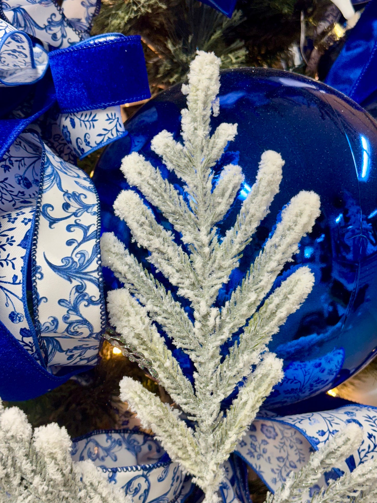 25 Inch Flocked Snow Glitter Norfolk Pine Spray