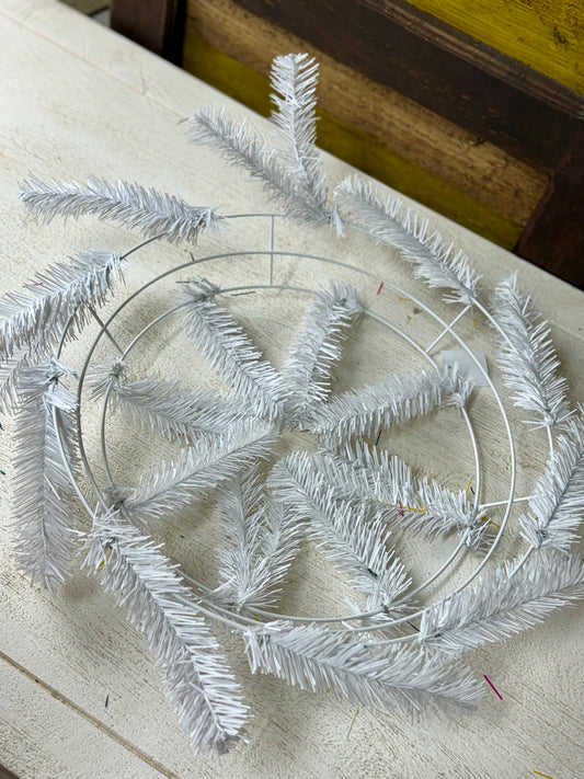15 Inch Wired, 25 Inch Oad White Work Wreath