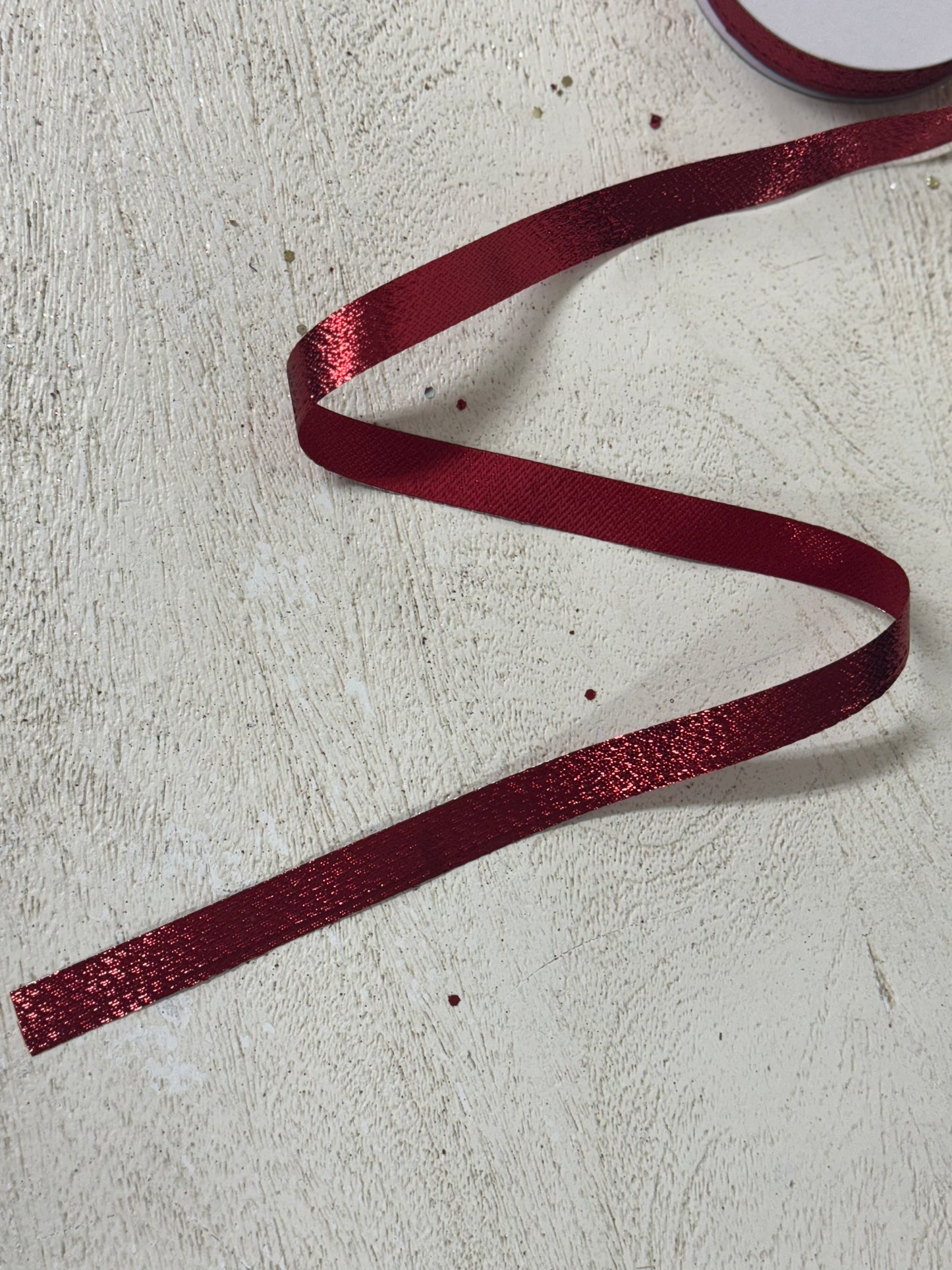 5/8 Inch By 10 Yard Red Metallic Ribbon