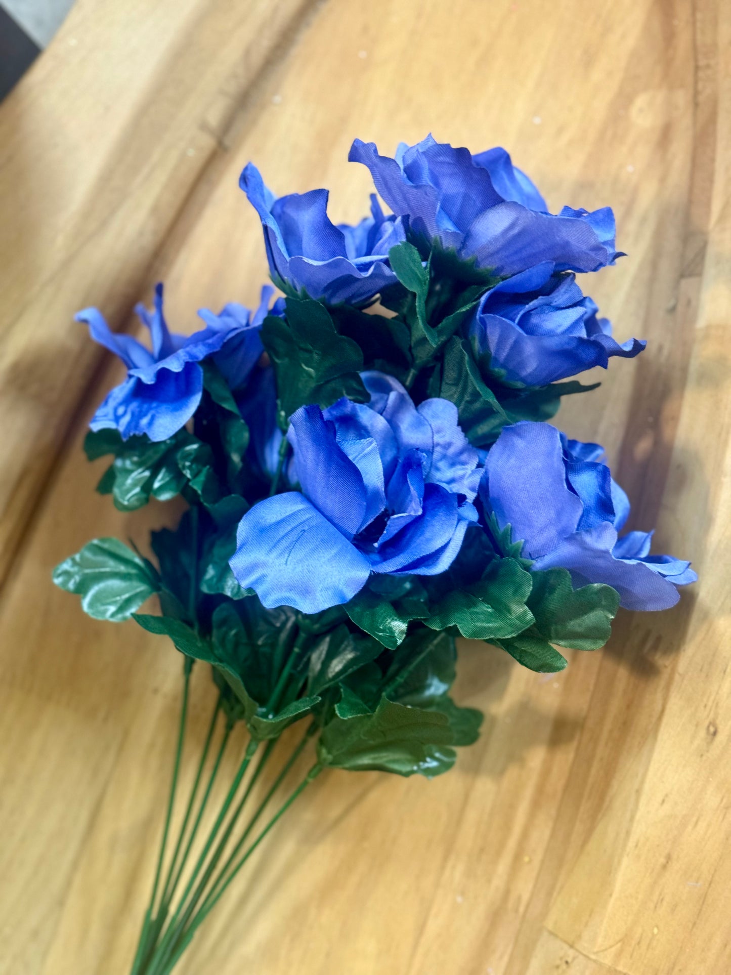 16 Inch Anemone Dark Blue Floral Bush