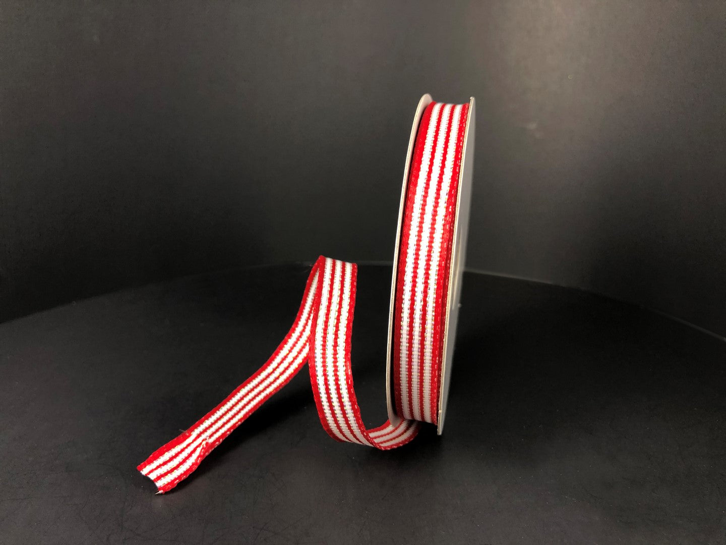 1.5 Stripe Grosgrain Wired Ribbon: Red & White (10 Yards)