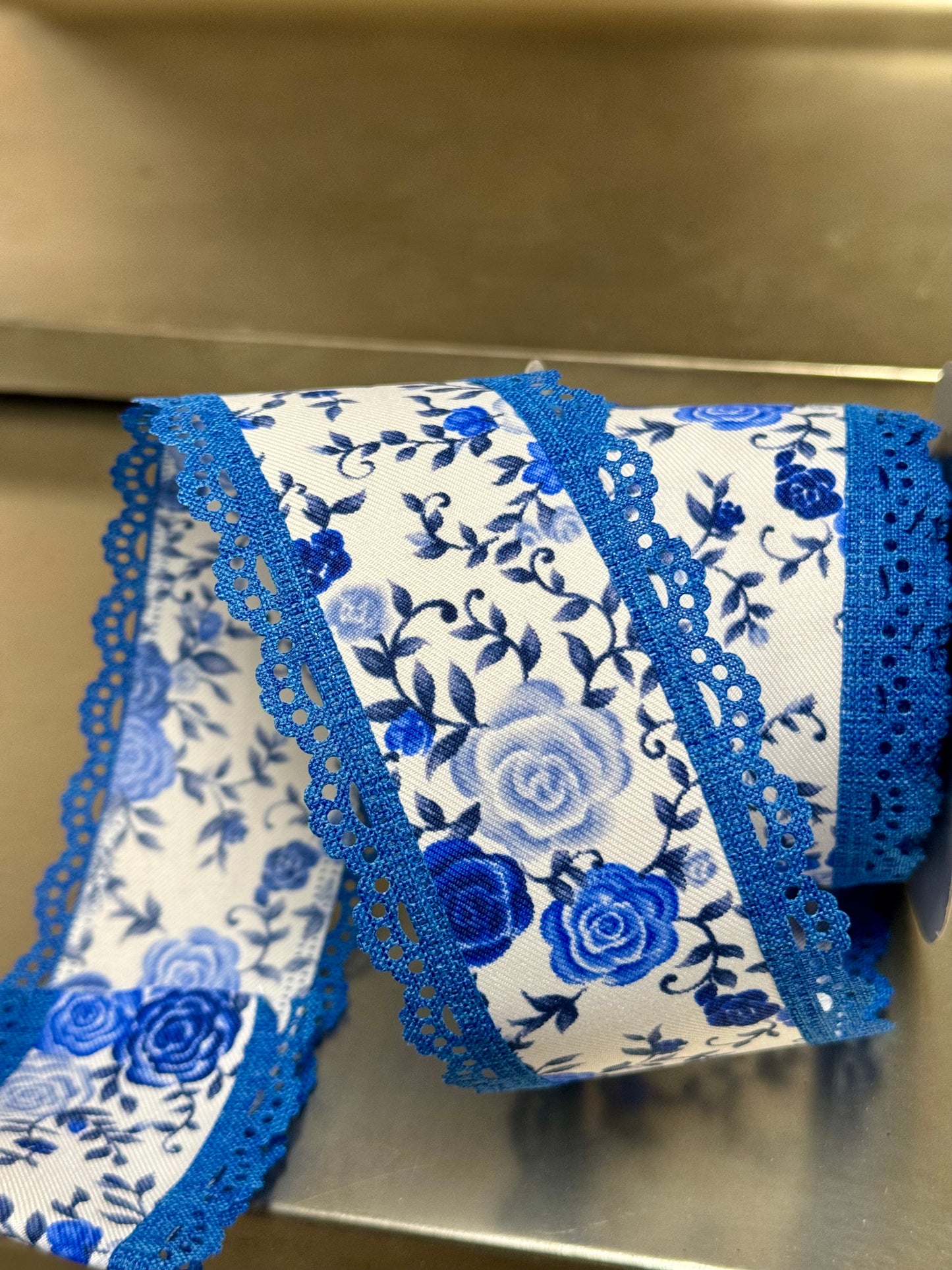 2.5 Inch By 10 Yard White Blue Mini Rose Lace Ribbon