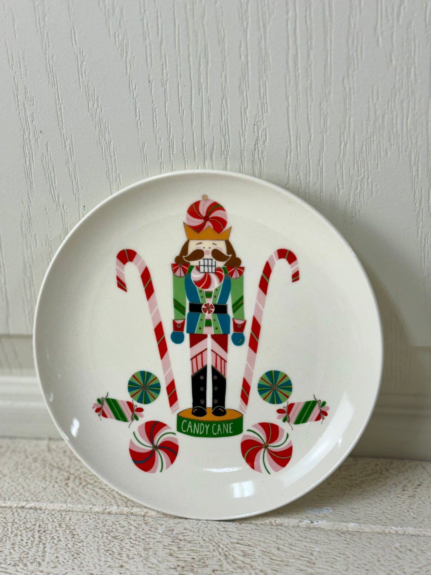 6 Inch Round Ceramic Plate Holiday Pattern Four Styles