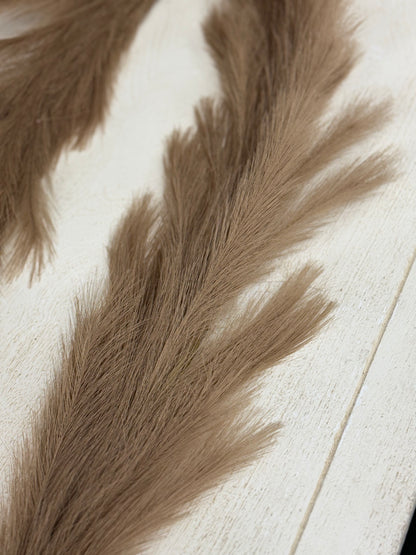 6 Foot Natural Grass Plume Garland