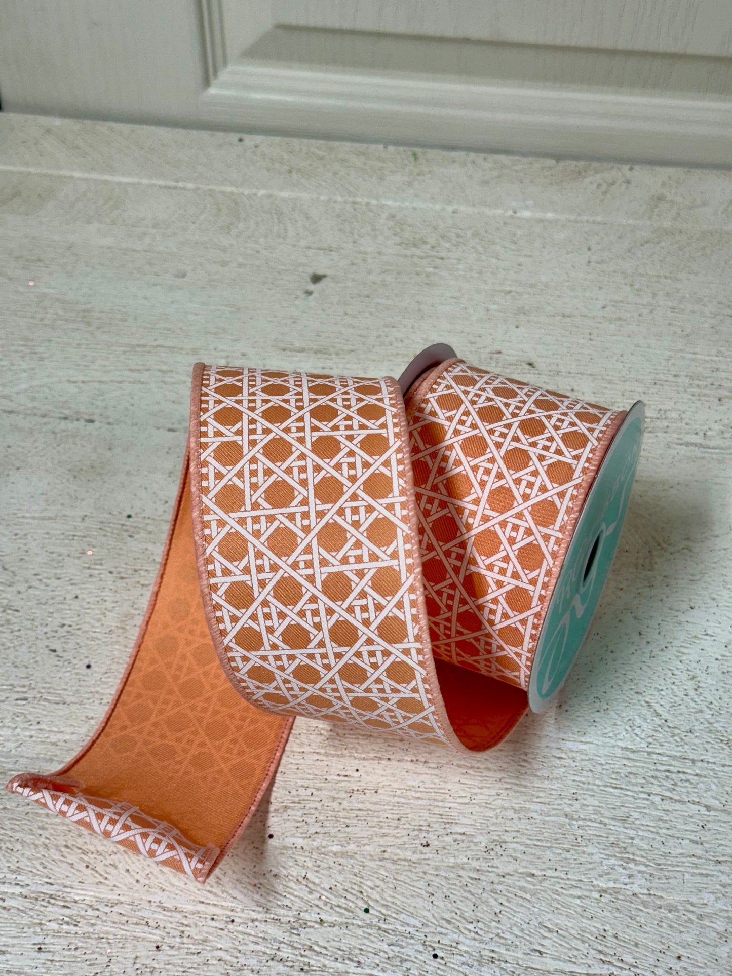 2.5 Inch By 10 Yard Peach And White Basket Weave Ribbon