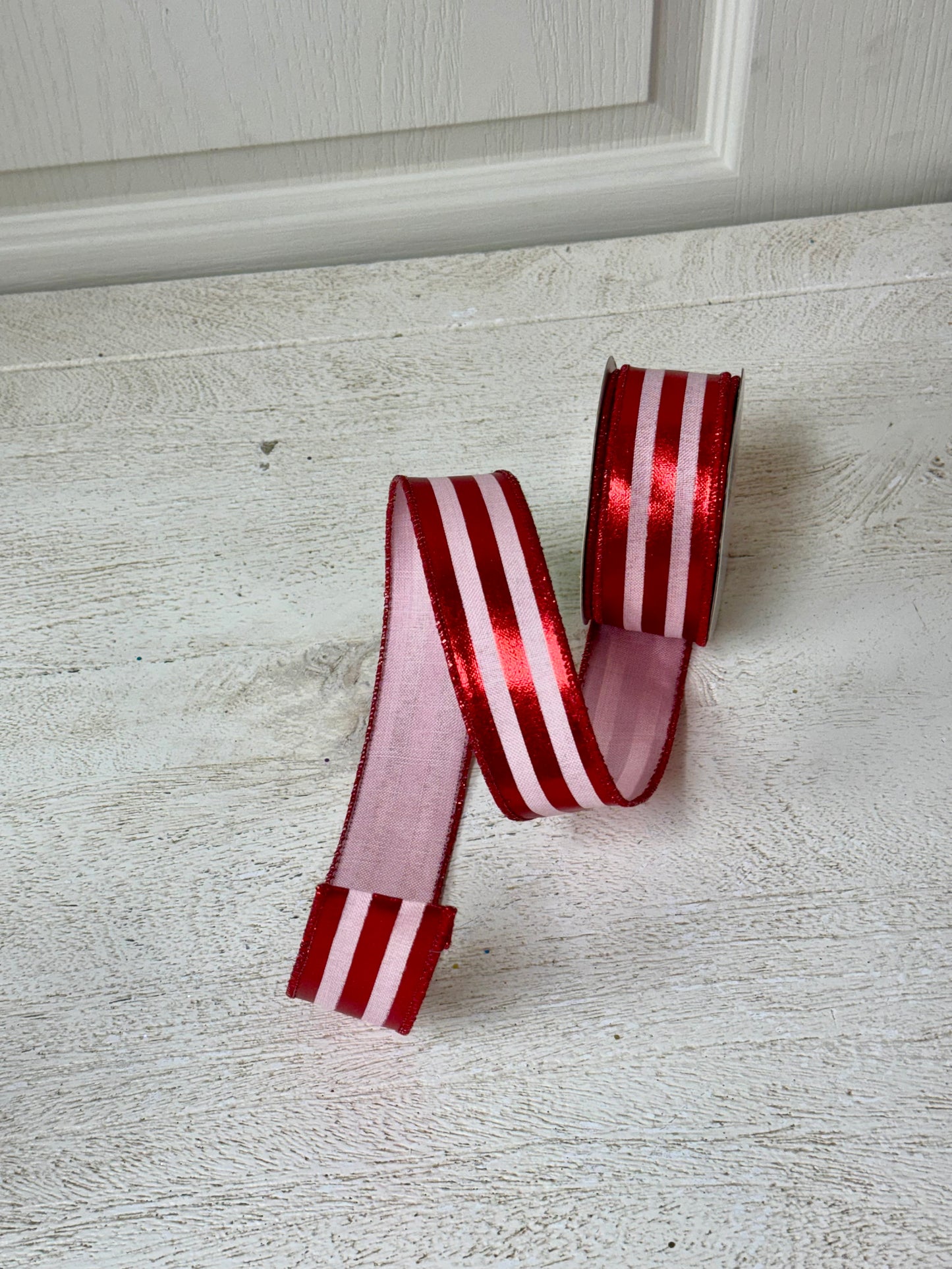 1.5 Inch By 10 Yard Metallic Pink And Red Striped Ribbon