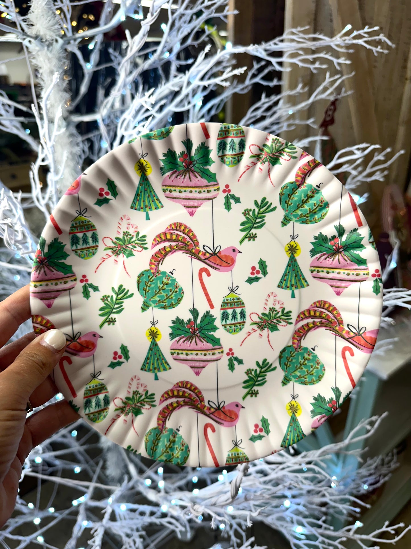 9 Inch Vintage Christmas Pattern  Plate Set Of Four