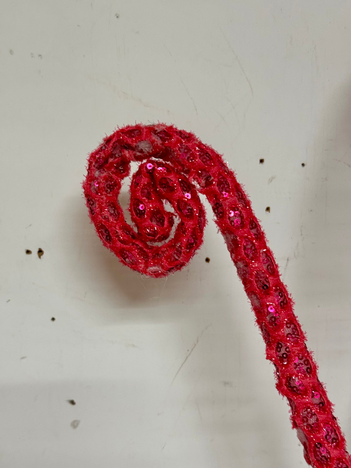 28 Inch Fuchsia Sequin Tinsel Curly Spray