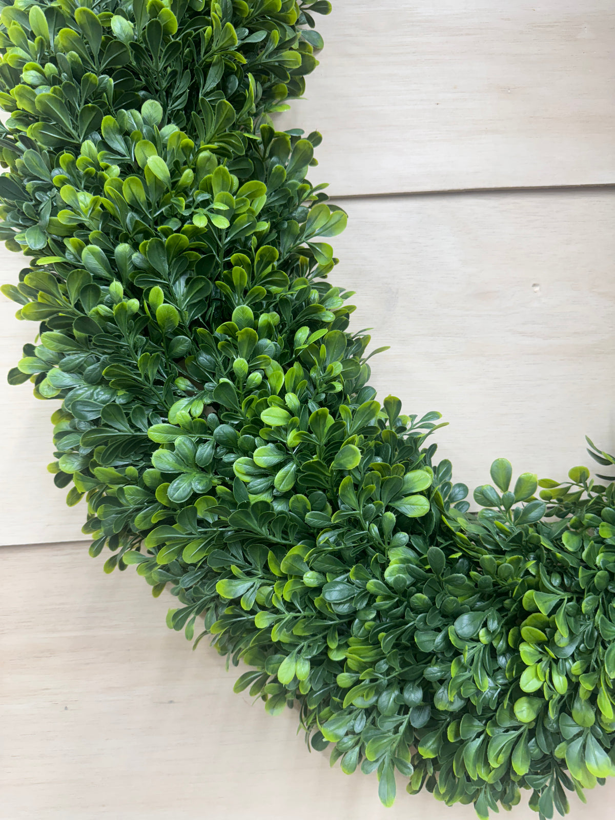 30 Inch Oval Boxwood Wreath