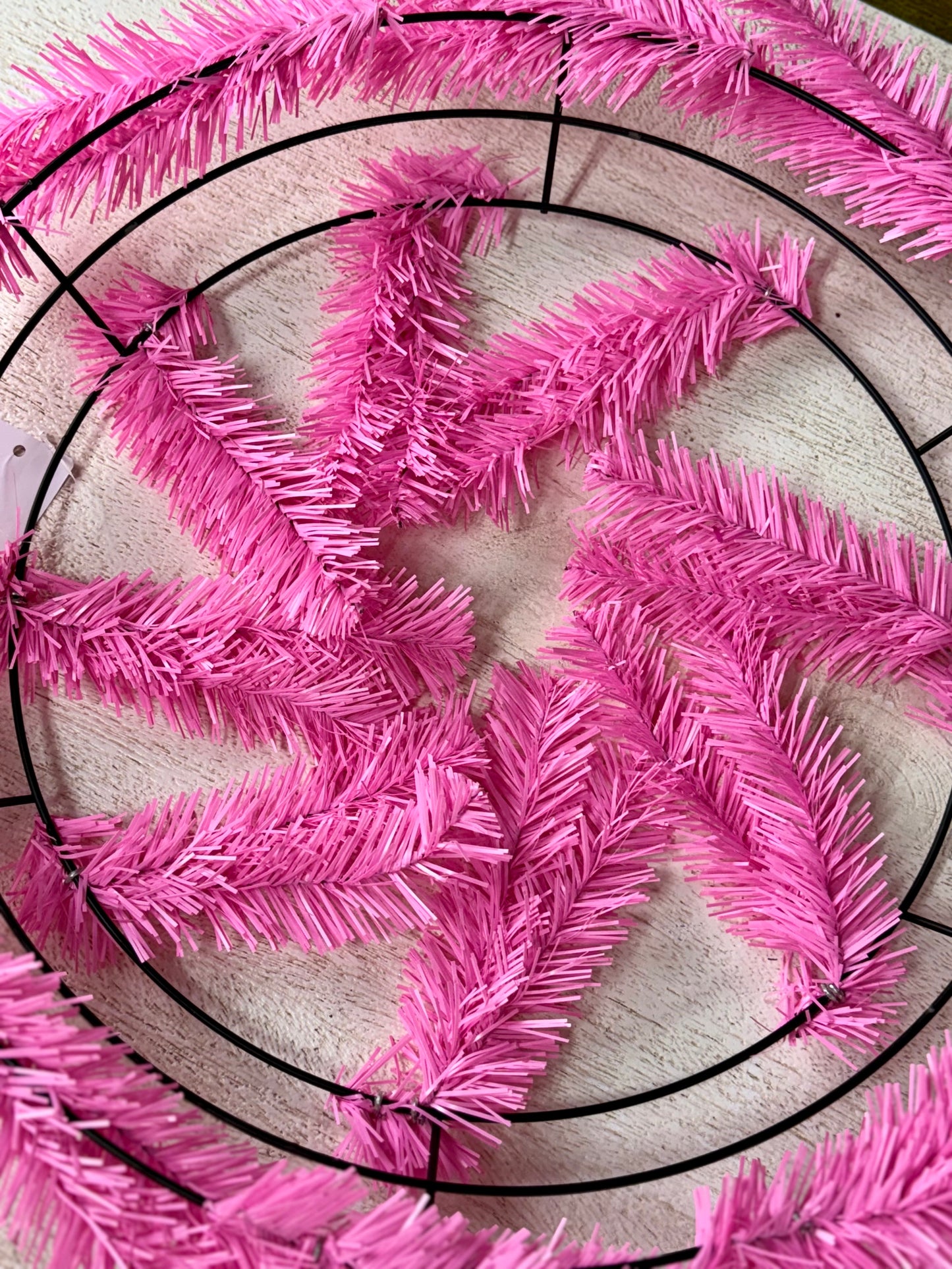 15 Inch Wire 25 Inch Oad Pink Work Wreath