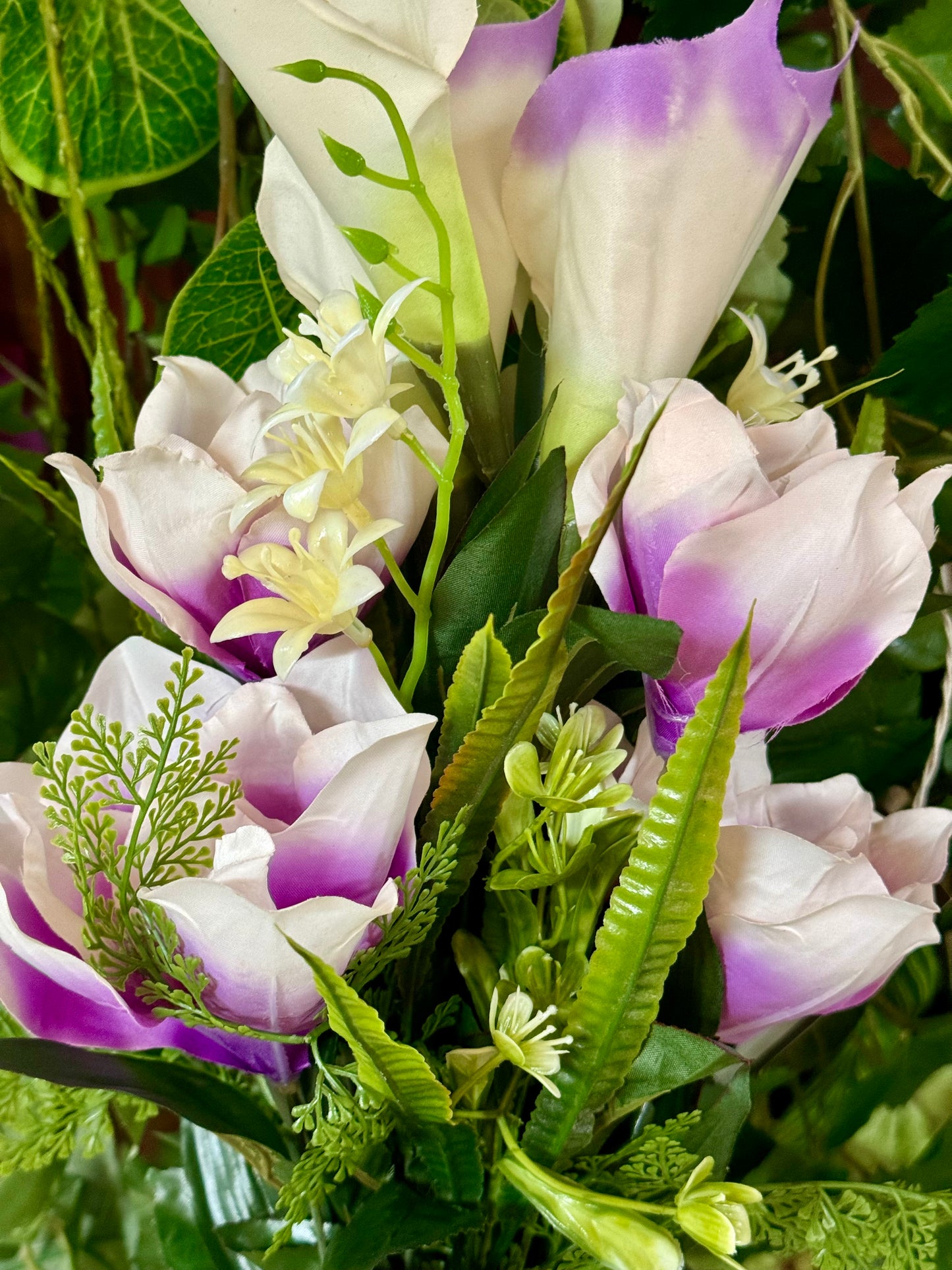 25 Inch Lavender Magnolia And Calla Lily Bush