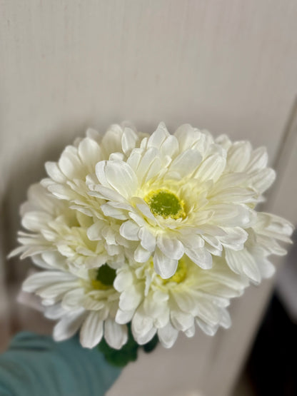 21 Inch Cream Gerbera Daisy Floral Bush