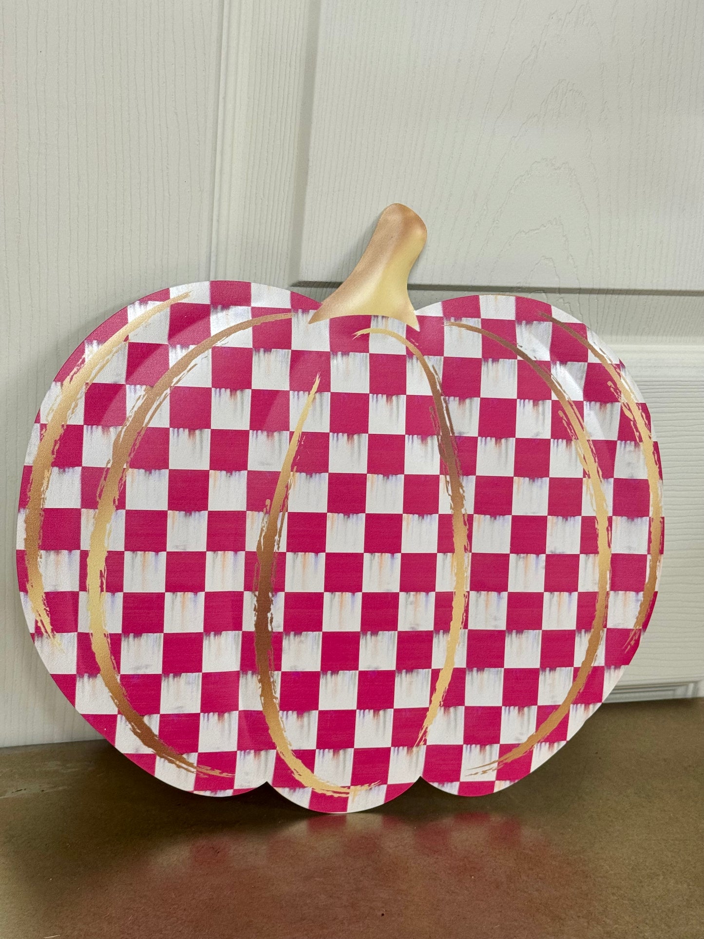 12 Inch Hot Pink White And Gold Check Pumpkin Metal Embossed Wreath Sign