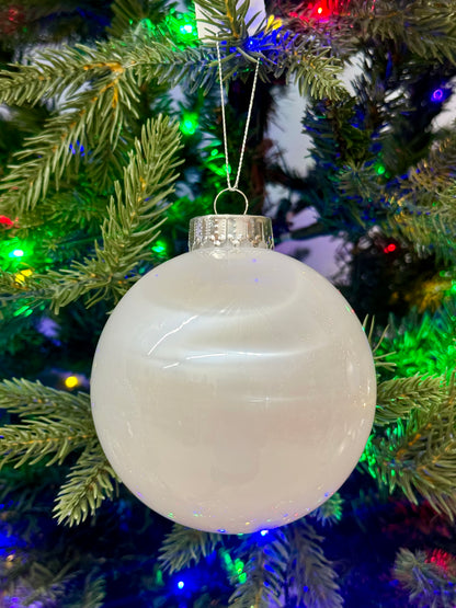 4 Inch Pearl White Laquer Glass Look Ornament