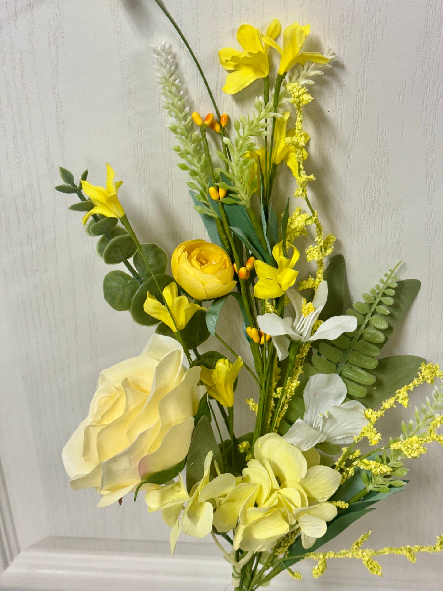 19 Inch Yellow Rose And Hydrangea Flower Spray