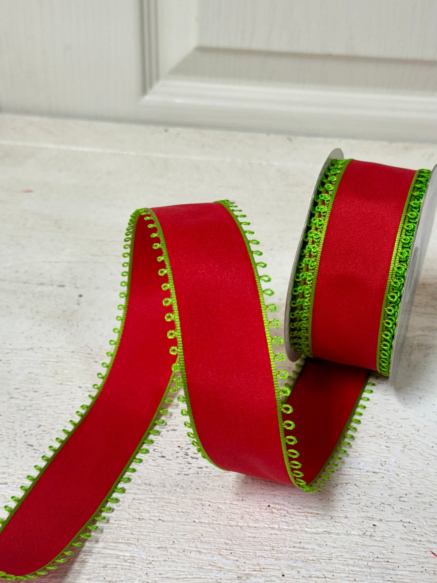 1.5 Inch By 10 Yard Lime Green And Red Picot Ribbon