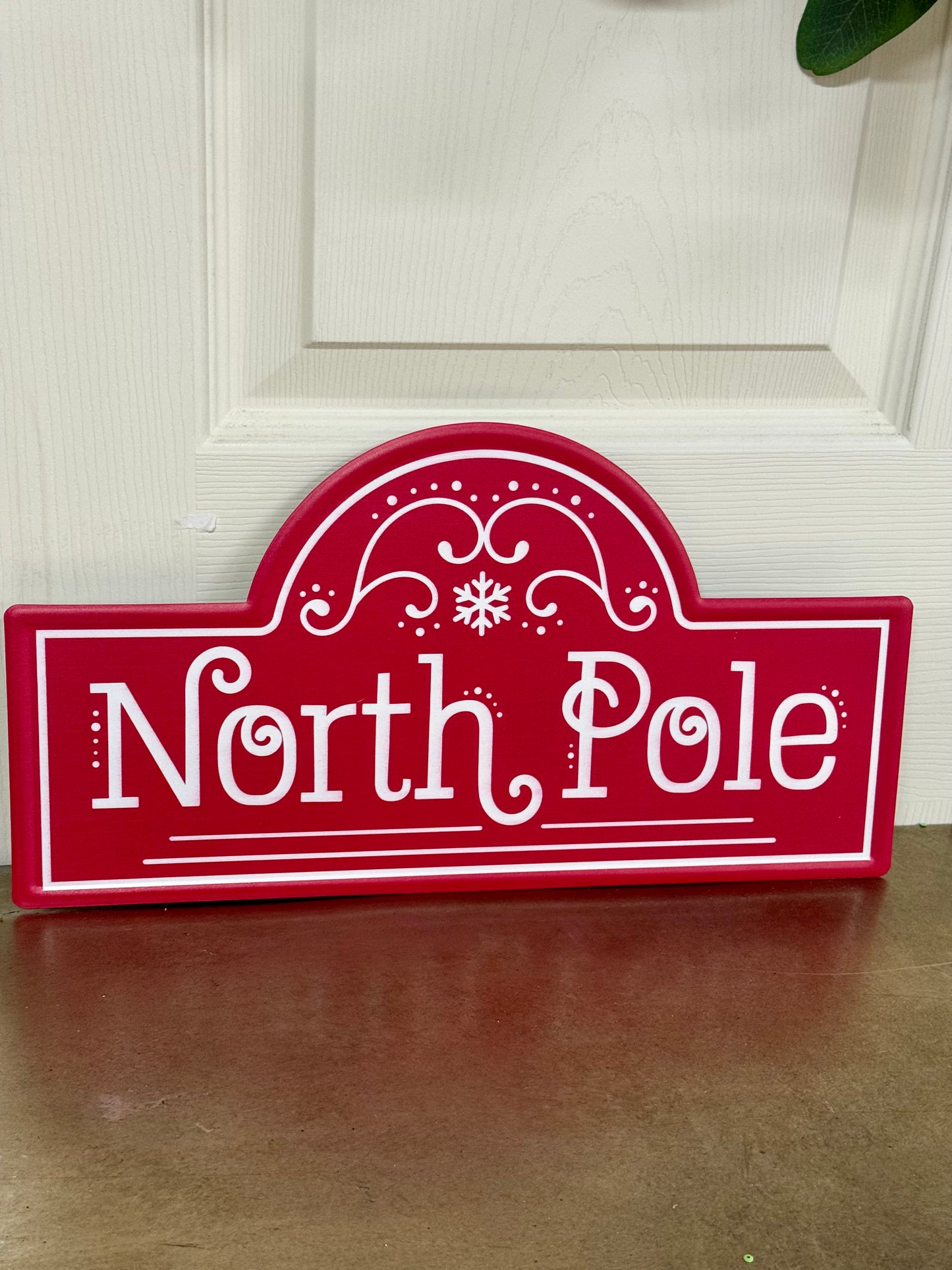 15 Inch Red And White North Pole Street Metal Sign