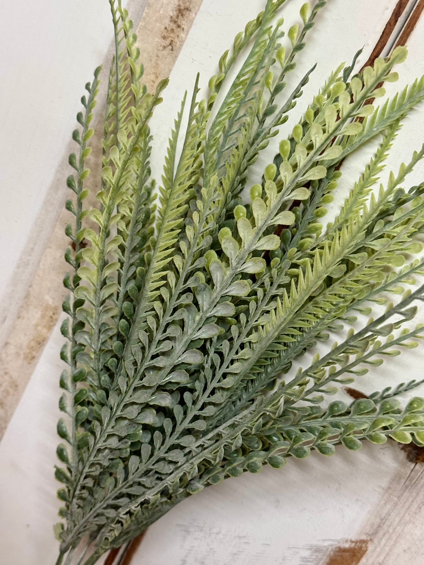 17.5 Inch TT Green Bead Grass Bush