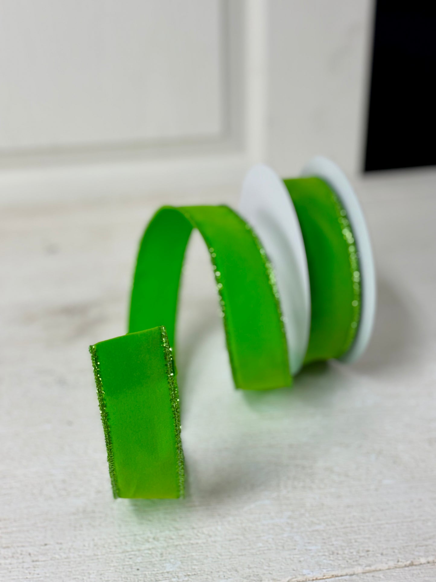 1.5 Inch By 10 Yard Lime Green Velvet Ribbon With Lime Tinsel Trim