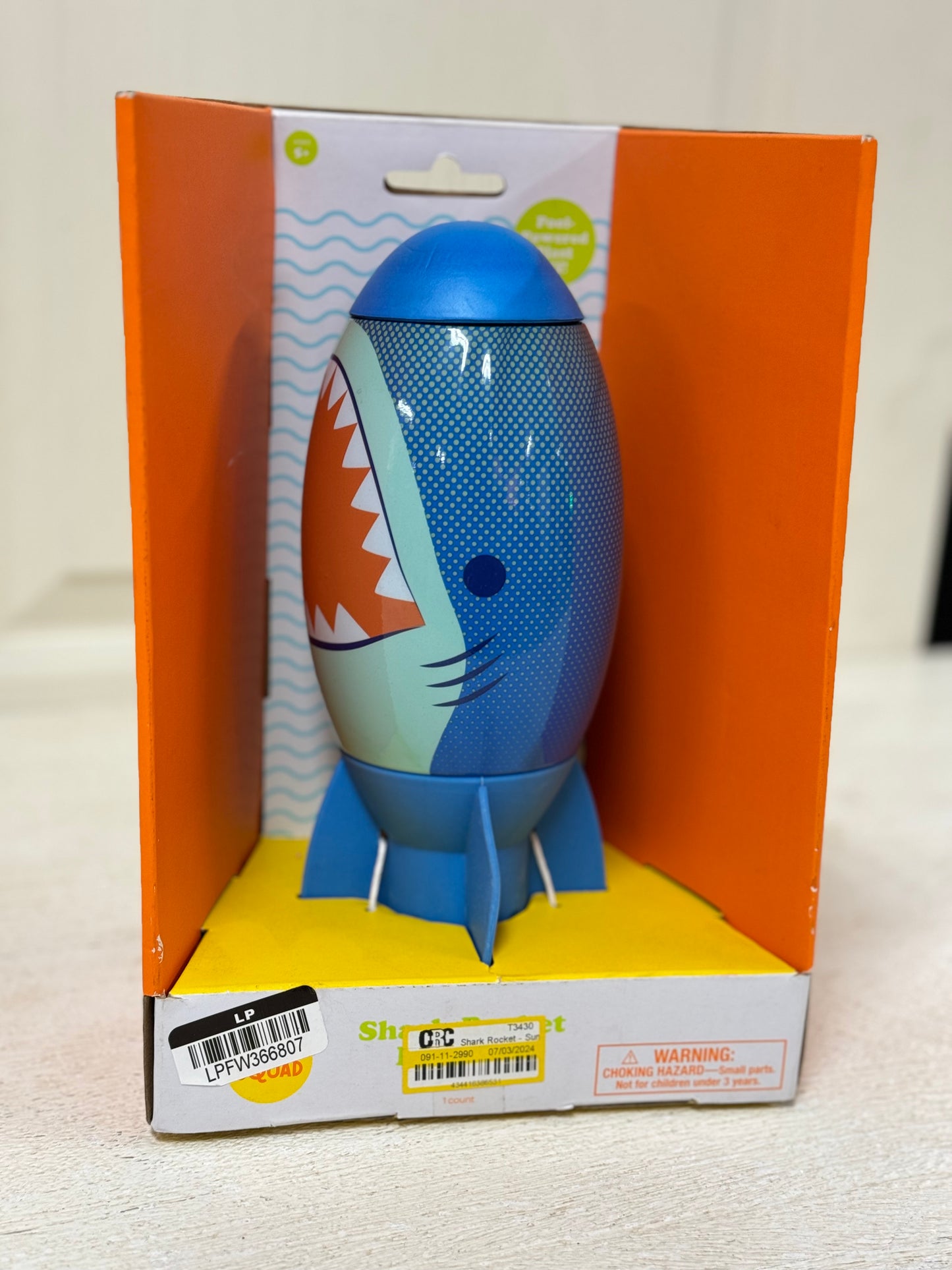 Shark Rocket Dive Toy