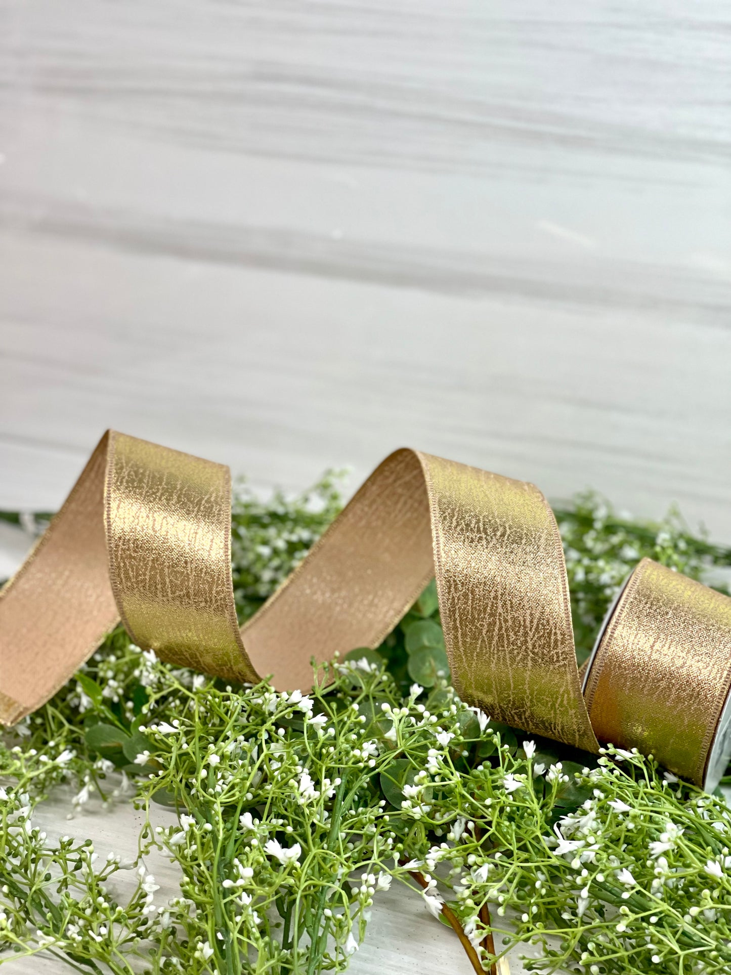 2.5 Inch By 10 Yard Gold Cracked Metallic Ribbon